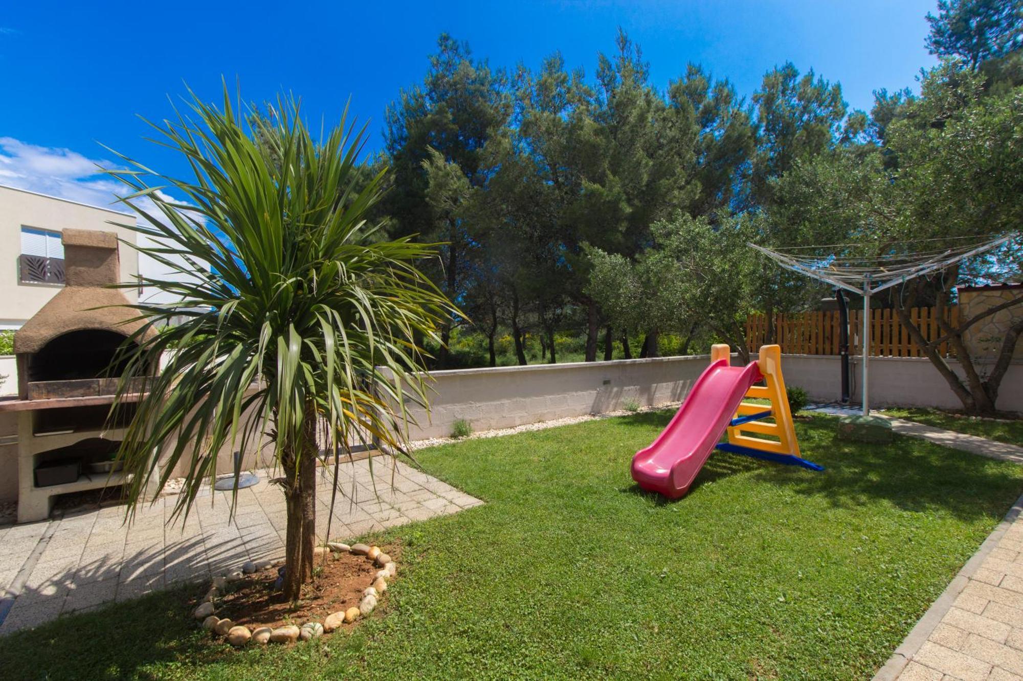 Apartmani Gnjidic Srima Kültér fotó