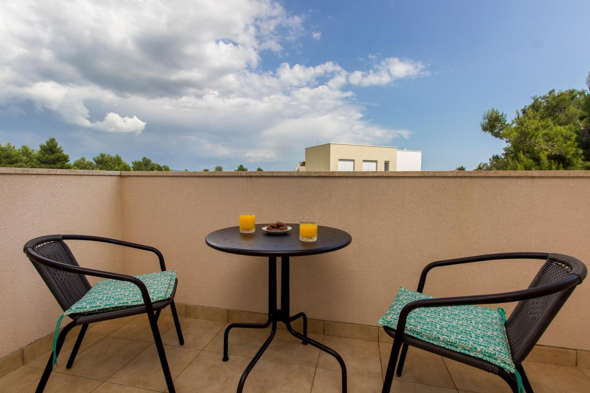 Apartmani Gnjidic Srima Kültér fotó